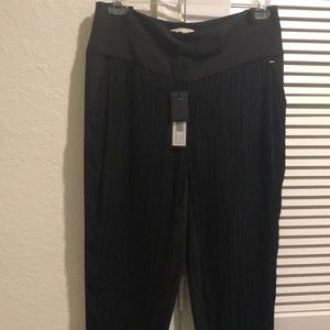 Halston heritage beabed cropped pants size…